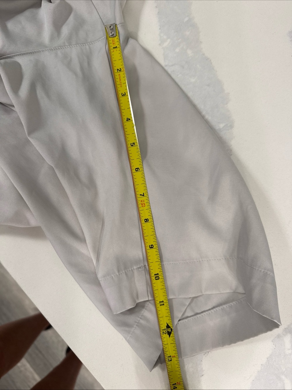 Nike Men's Beige Golf Shorts - Picture 5 of 7